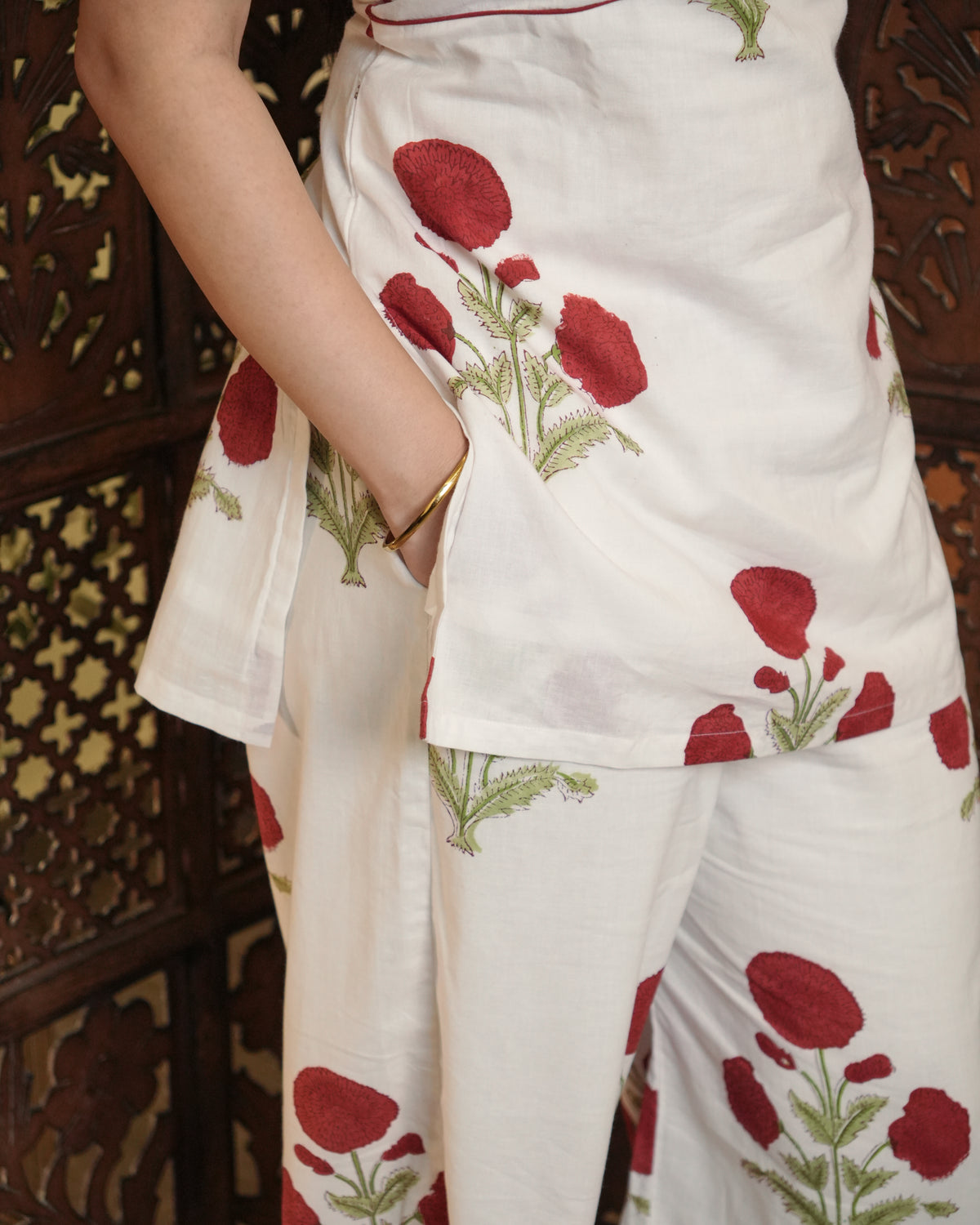 NAQSH KURTI & BALLOON PANTS SET